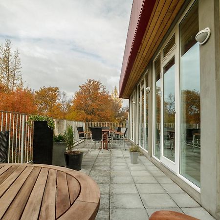 Gistihusith - Lake Hotel Egilsstaðir Zewnętrze zdjęcie