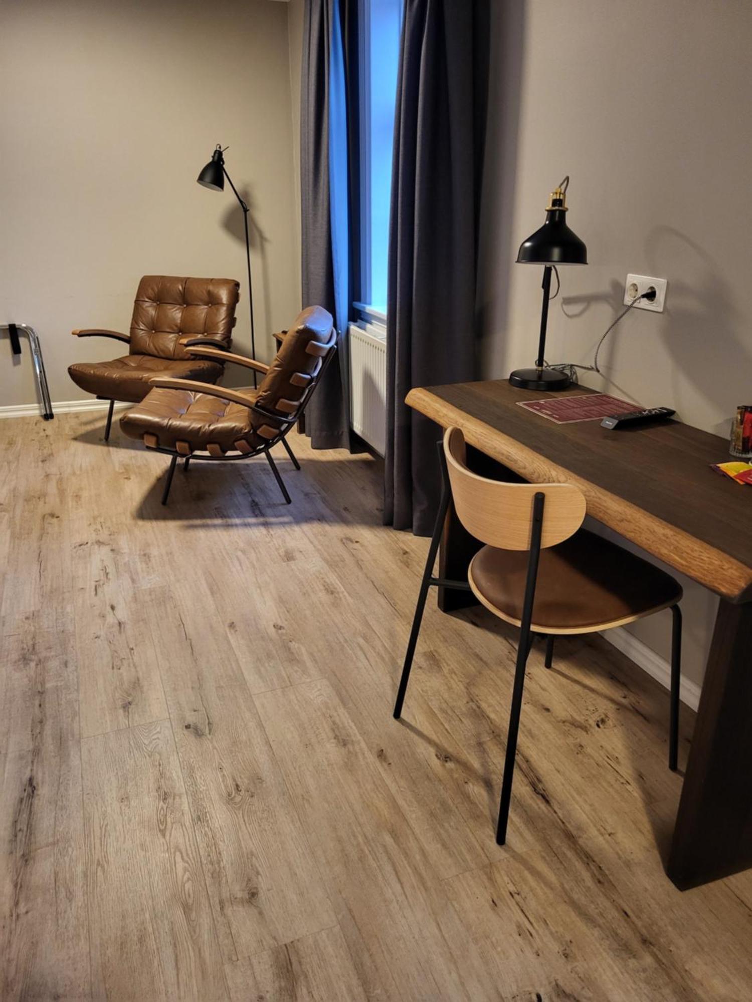 Gistihusith - Lake Hotel Egilsstaðir Zewnętrze zdjęcie