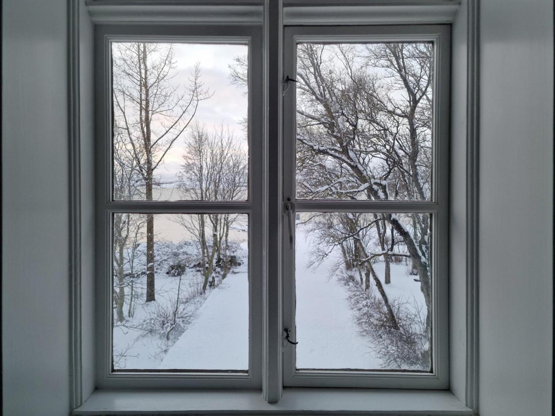 Gistihusith - Lake Hotel Egilsstaðir Zewnętrze zdjęcie