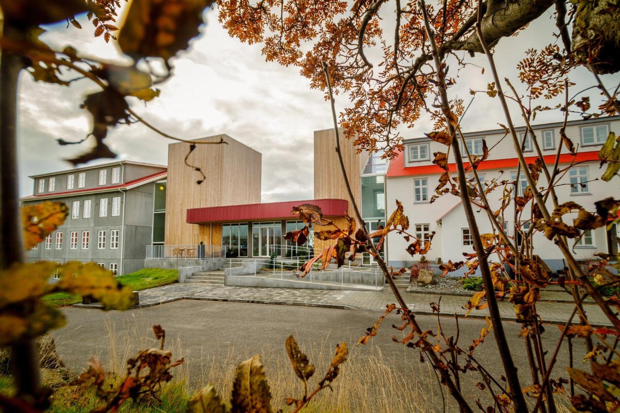 Gistihusith - Lake Hotel Egilsstaðir Zewnętrze zdjęcie